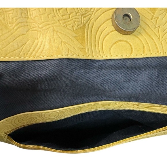 Vintage Baganda Genuine Leather Yellow Gold Embossed Floral Tote Shoulder Bag - Picture 6 of 15